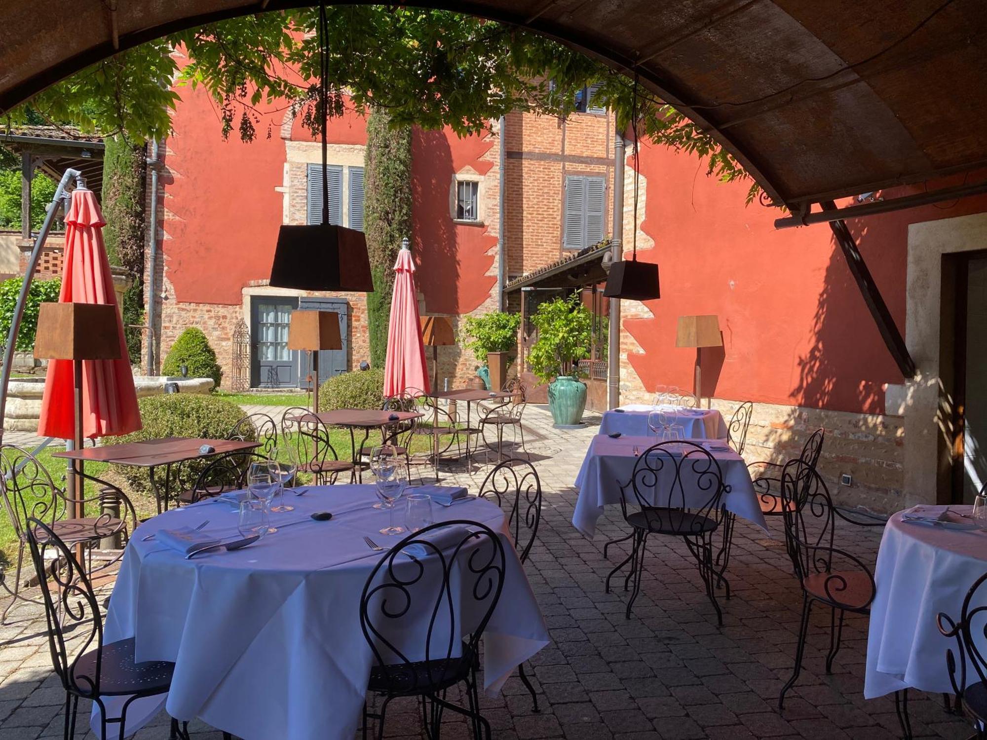Les Jardins De La Tour Châtillon-sur-Chalaronne Exterior foto